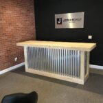 Metal Straight Small Unfinished - Solid wood & metal bar 1 Metal Straight Small Unfinished - Solid wood & metal barMetal Straight Small Unfinished - Solid wood & metal bar 1