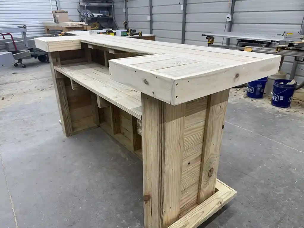 Outdoor Thomas Skinny U Shape Home Bar 4