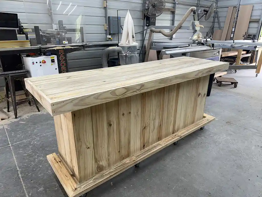 Straight Ace Outdoor Home Bar w footrail casters 1 Straight Ace Outdoor Home Bar w footrail casters