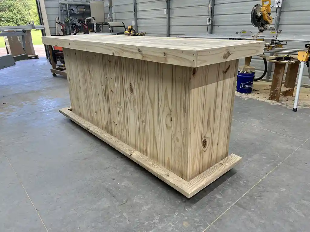 Straight Ace Outdoor Home Bar w footrail mini-fr space 1 Straight Ace Outdoor Home Bar w footrail mini-fr space