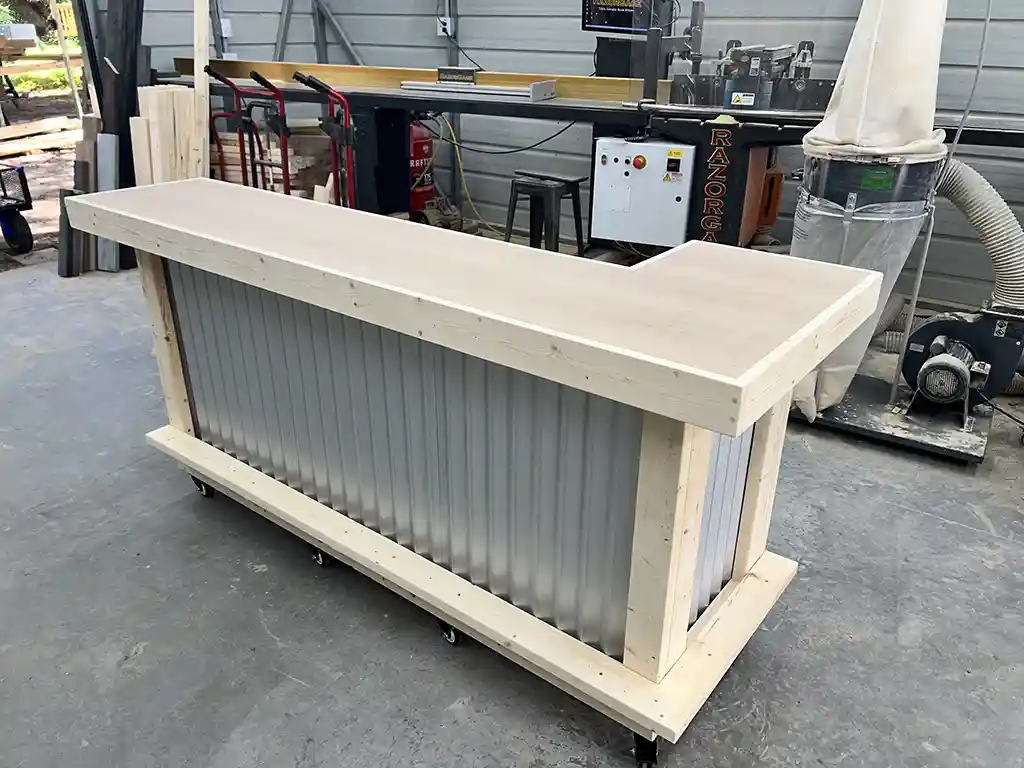 Unfinished Mini Metal L Shape Indoor Home Bar 2