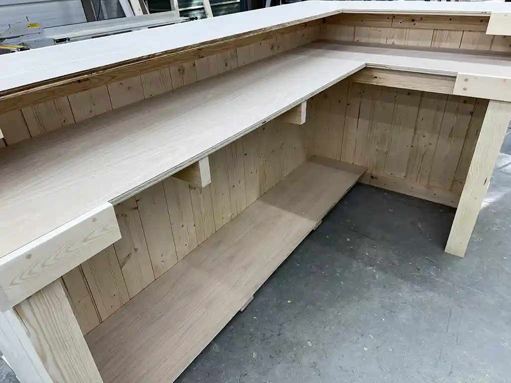 Right footrail shelf Unfinished Smooth Kitchen L Shape Small - Indoor Home Bar 5 Right Unfinished Smooth Kitchen L Shape Small - Indoor Home Bar Home decor
